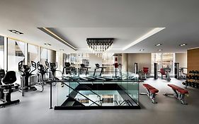Humaniti Hotel Montreal, Autograph Collection